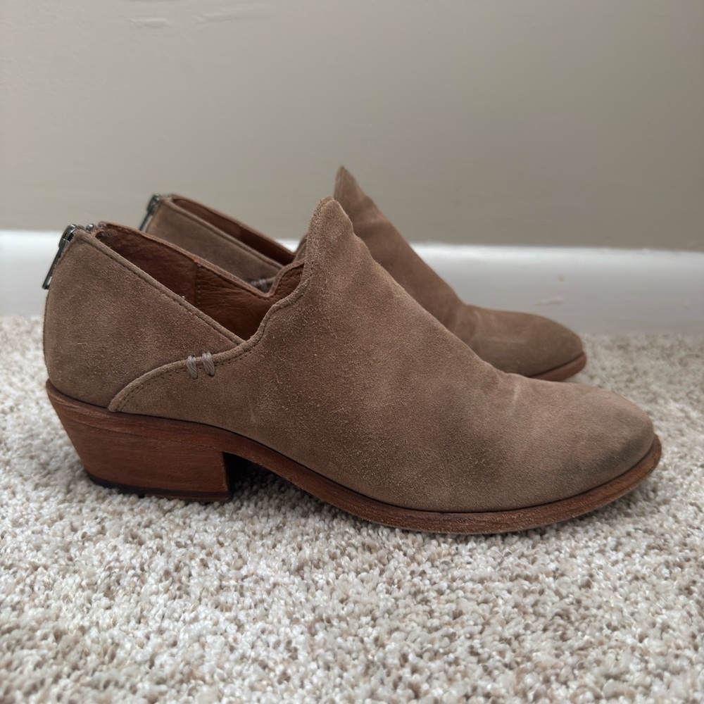 Frye Brown Suede Mules US Women’s Size 9